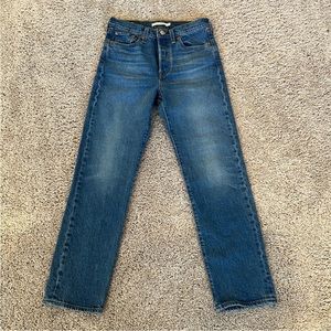 Levi’s Wedgie Straight